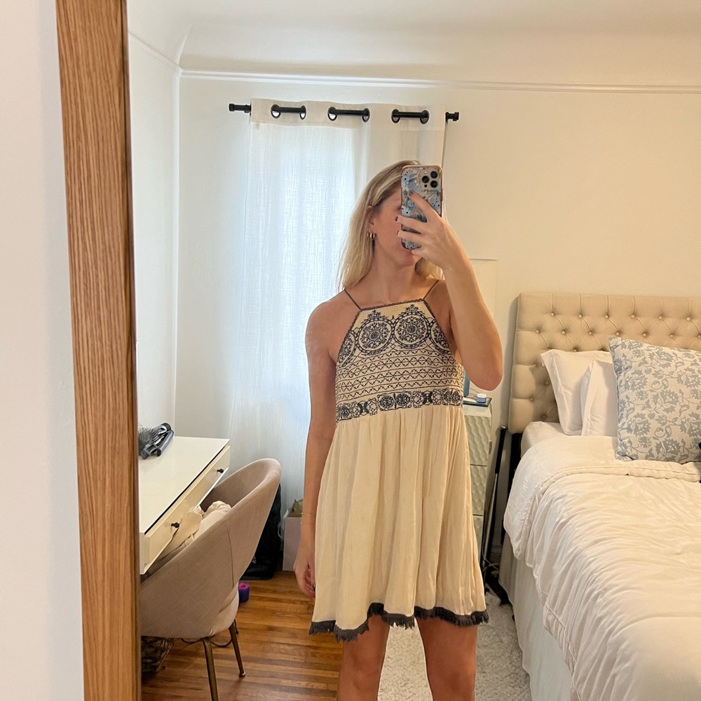 Crean and Blue High Neck Dress
